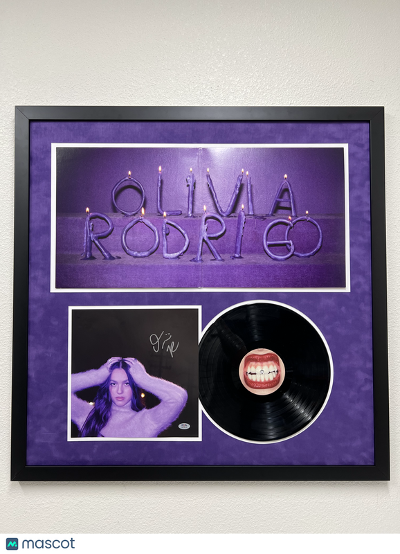 Olivia Rodrigo Signed Vinyl Frame "32x32" PSA/DNA Autographed Guts