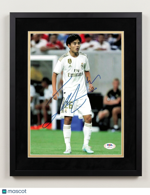 Takefusa Kubo Signed Real Madrid Soccer  Framed Photo PSA Autographed 11x14