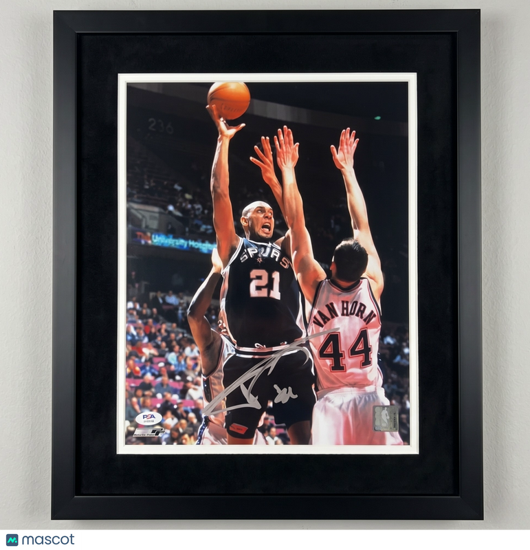 Tim Duncan San Antonio Spurs Signed Basketball 11x14 Custom Framed Photo PSA