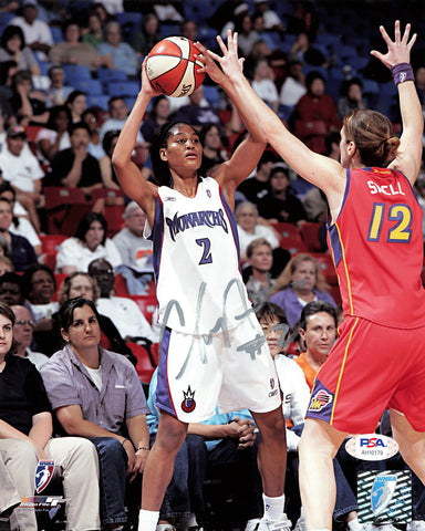 Chelsea Newton Signed 8x10 photo WNBA PSA/DNA Autographed Monarchs