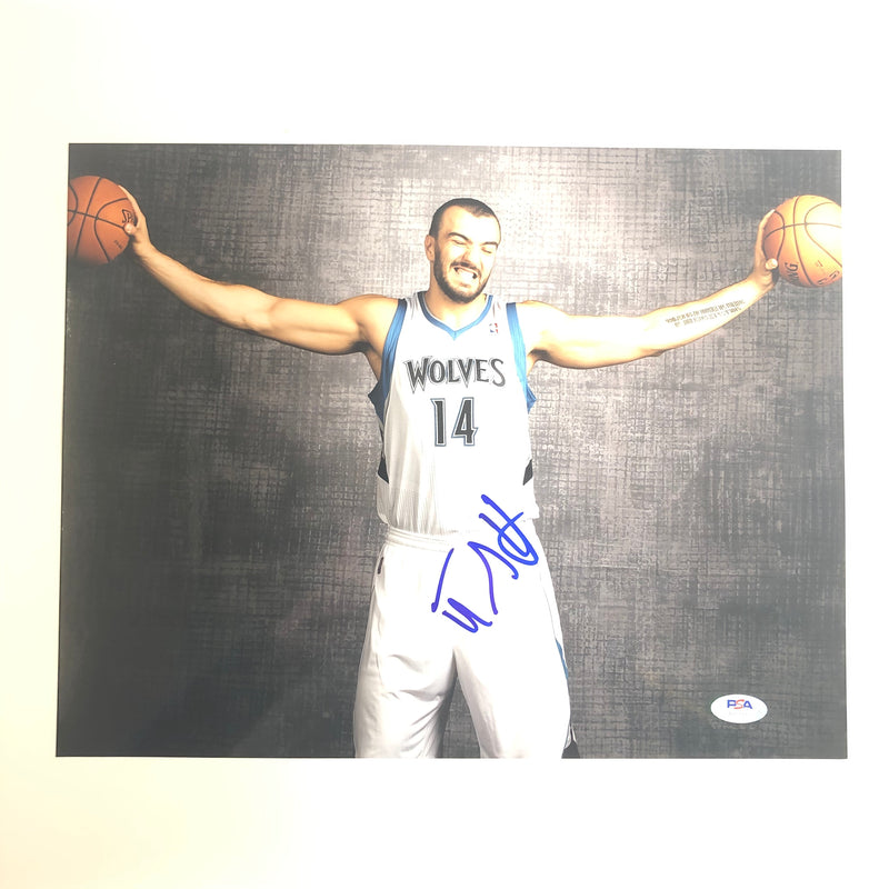 Nikola Pekovic signed 11x14 photo PSA/DNA Minnesota Timberwolves Autographed