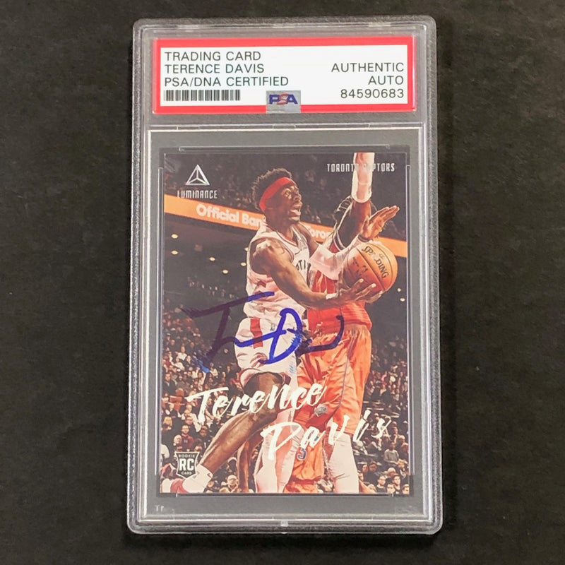 2019-20 Chronicles Luminance #138 Terrence Davis Signed Card AUTO PSA Slabbed RC Raptors