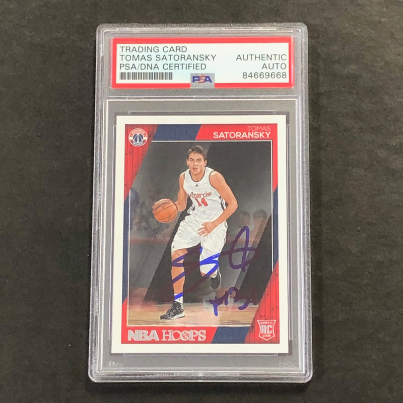 2016-17 NBA Hoops #281 Tomas Satoransky Signed AUTO PSA Slabbed RC Wizards