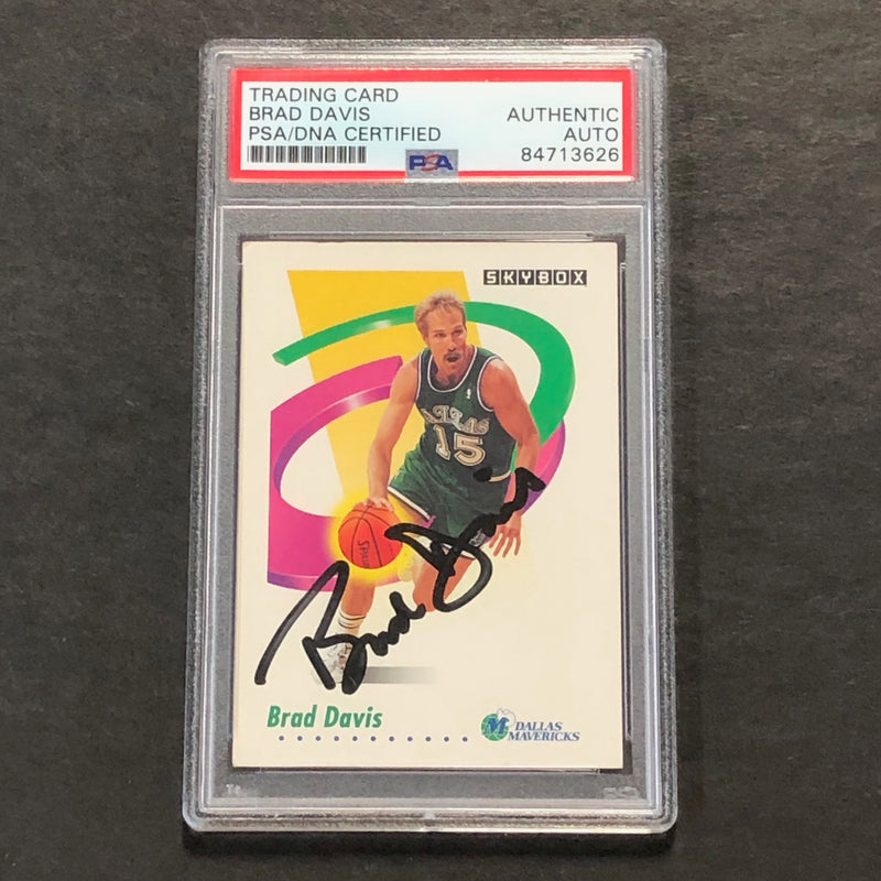 1991 Skybox #58 Brad Davis Signed Card AUTO PSA Slabbed Mavericks
