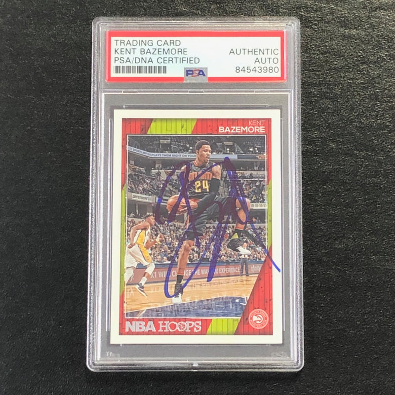 2016-17 NBA Hoops #42 Kent Bazemore Signed Card AUTO PSA Slabbed Hawks