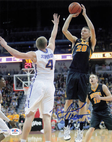 Jared Uthoff signed 8x10 photo PSA/DNA Iowa Hawkeyes Autographed