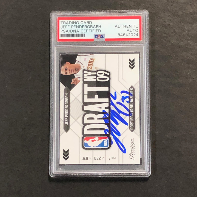 2009-10 PANINI Prestige #29 JEFF PENDERGRAPH Signed Card AUTO PSA Slabbed RC Trail Blazers