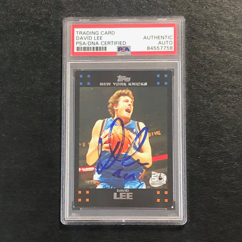 2007-08 Topps #42 David Lee Signed Card AUTO PSA Slabbed Knicks