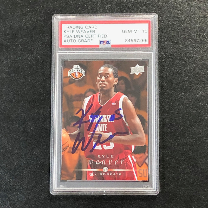 2008-09 UPPER DECK #248 KYLE WEAVER Signed Card AUTO 10 PSA Slabbed RC Bobcats