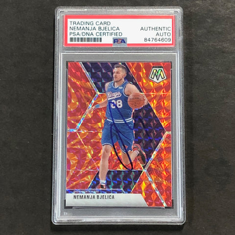 2019-20 Panini Mosaic #50 Nemanja Bjelica Signed Card AUTO PSA/DNA Slabbed Kings