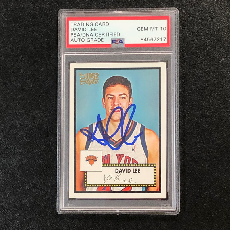 2005-06 Topps 1952 Style #153 David Lee Signed Card AUTO 10 PSA Slabbed Knicks