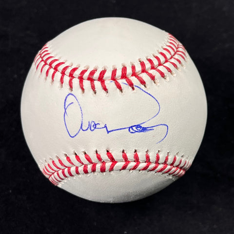 OLIVER PEREZ Signed Baseball PSA/DNA San Diego Padres Autographed