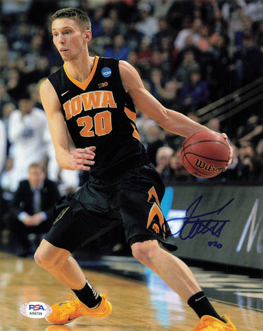Jared Uthoff signed 8x10 photo PSA/DNA Iowa Hawkeyes Autographed