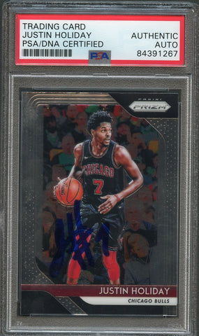 2018-19 Panini Prizm #150 Justin Holiday Signed Card AUTO PSA Slabbed Bulls