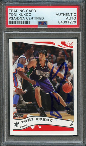 2005-06 Topps #116 Toni Kukoc Signed Card AUTO PSA Slabbed