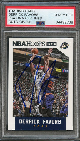 2015-16 NBA Hoops #109 Derrick Favors Signed Card AUTO 10 PSA Slabbed Jazz