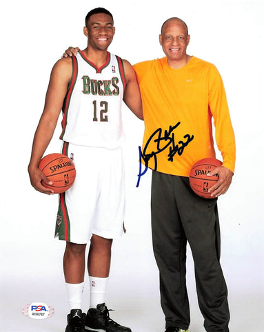 Sonny Parker signed 8x10  photo PSA/DNA Milwaukee Bucks Autographed